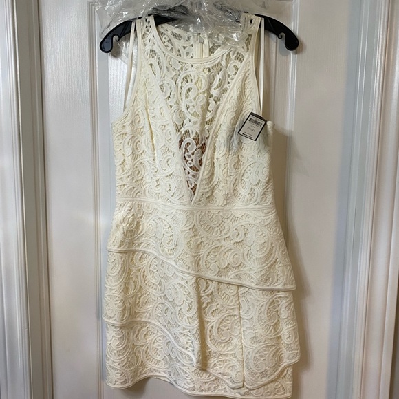 NWT BCBG MaXAZRIA white lace dress size 10 - Picture 2 of 9